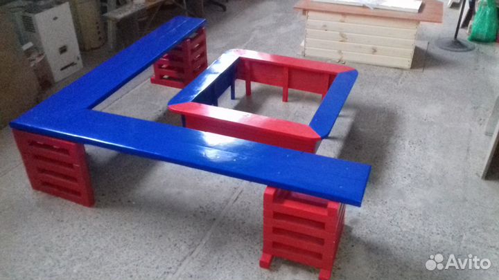 Песочница, скамейка и столик для сада