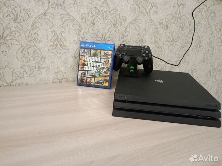 Sony PS4 pro 1tb