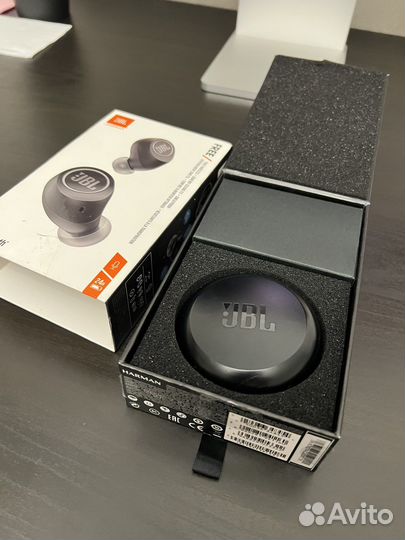 Беспроводные наушники jbl