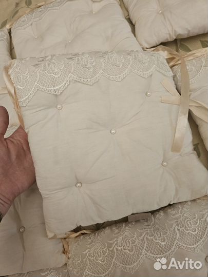 Бортики и одеяло в детскую кроватку