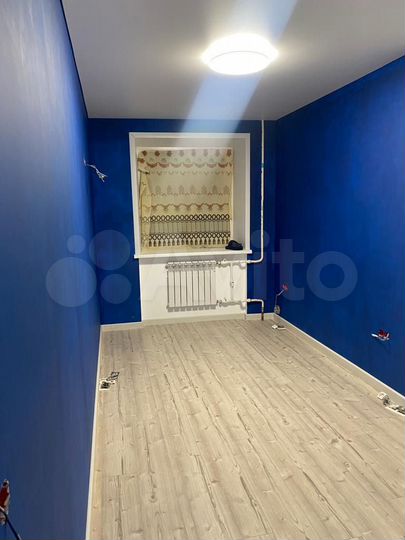 2-к. квартира, 42 м², 2/4 эт.