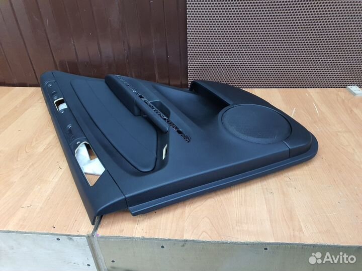 Дверная карта задняя правая Mercedes ML164