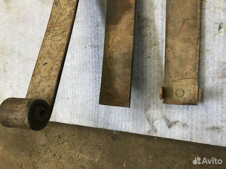 Лист рессоры Мерседес Бус Mercedes-benz Bus