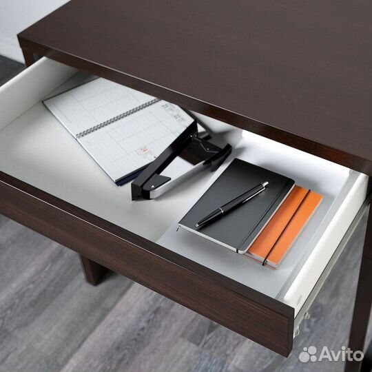 Письменный стол Микке, 73*50 см, в упаковке
