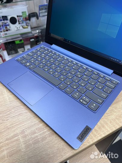 Lenovo ideapad 1 11ADA05