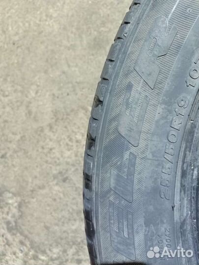 Bridgestone Dueler H/L 400 255/50 R19