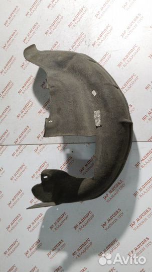 Подкрылок задний правый Volvo V70 универсал