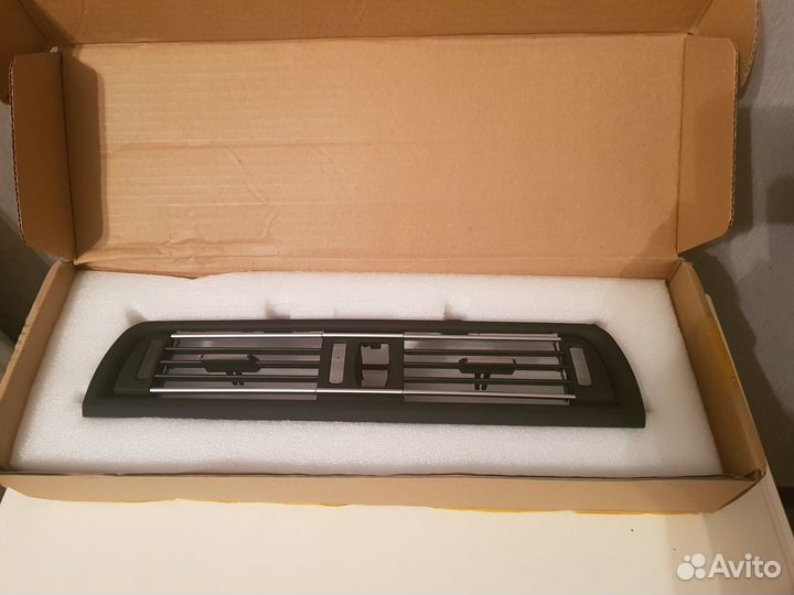 Центральный воздуховод хром F10 F18 BMW