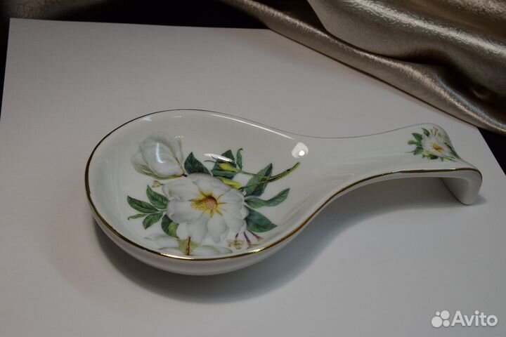 Фарфоровая ложка Lefard для сервировки