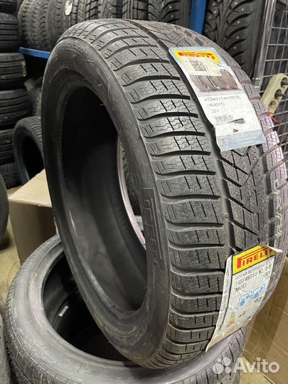 Pirelli Winter Sottozero 3 285/30 R21 101W