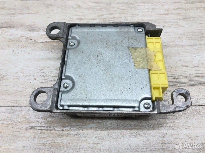 Эбу подушки безопасности Toyota Corolla Verso