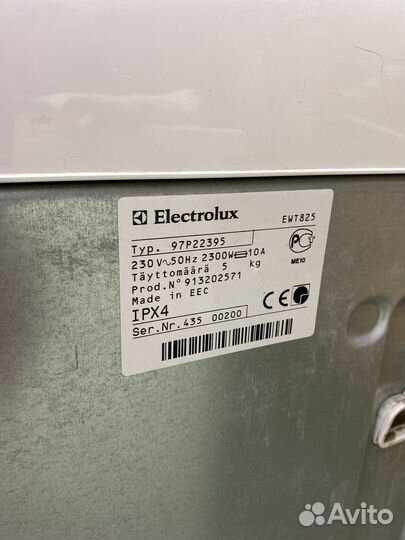 Электролюкс с вертикальной заг. стиральная машина