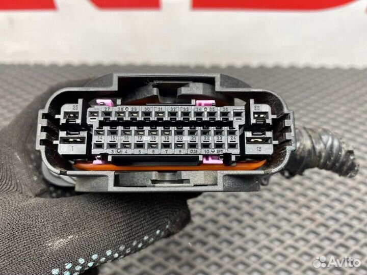 Разъем (фишка) блока ABS Honda Cr-V4 RM K24A