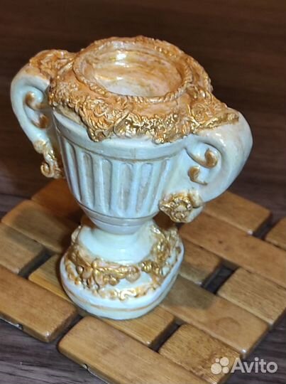 Подсвечник кубок