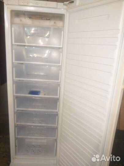 Морозильная камера бирюса no frost 180см