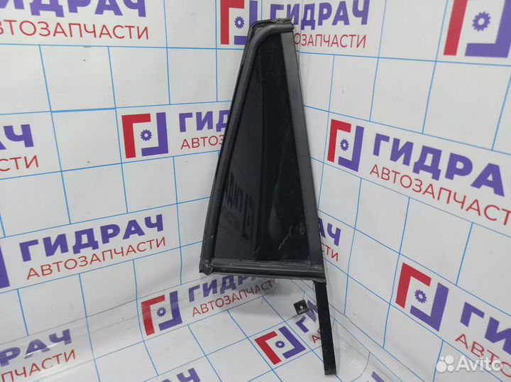 Стекло двери задней левой форточка Volvo XC90 3079