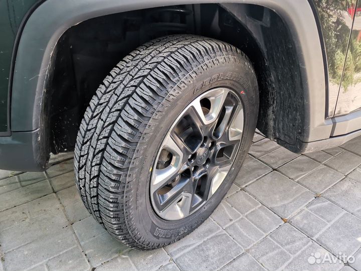 Yokohama Geolandar A/T G015 265/70 R17 113T