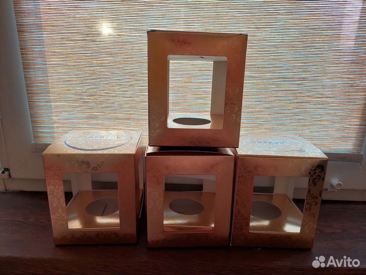 Коробки для елочных игрушек Ариель