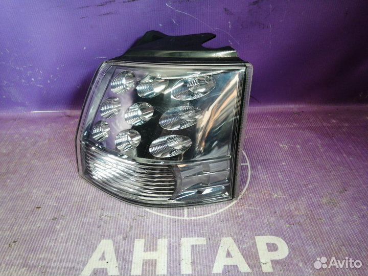 Фонарь задний правый Mitsubishi Outlander Xl