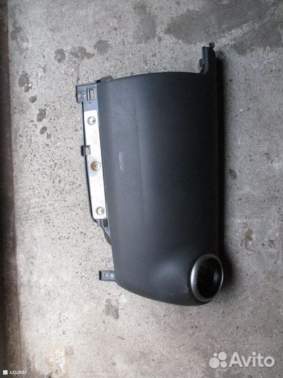 Airbag пассажирский на nissan note E11
