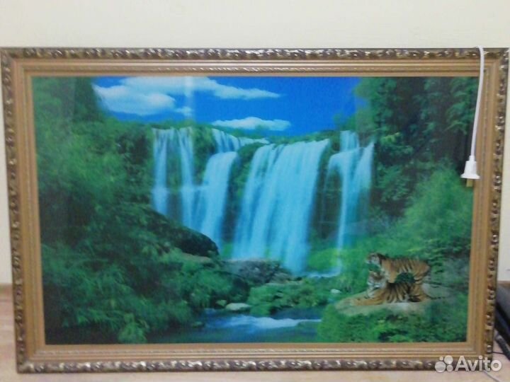 Картина водопад с тиграми