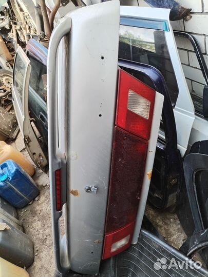 Крышка багажникаваз 2115 в сборе