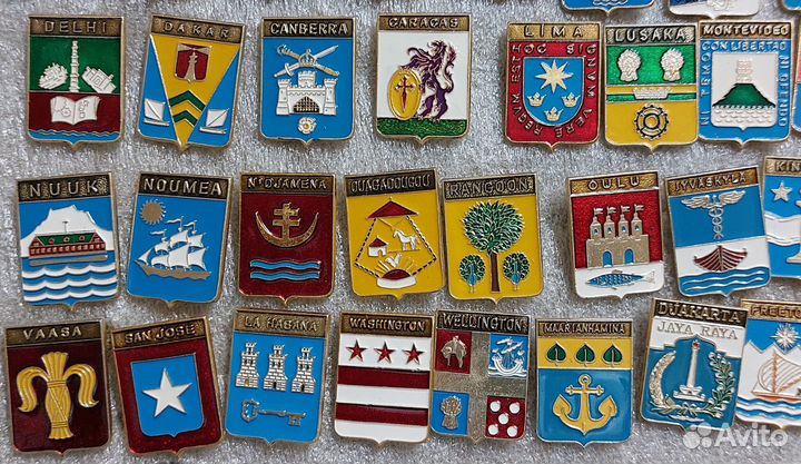 Значки Гербы Столицы Стран Мира Клеймо - Точка