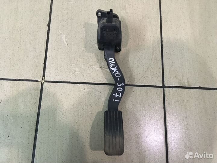 Пежо 307 педаль газа