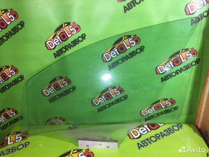 Стекло двери переднее левое Opel Corsa (D) Iv