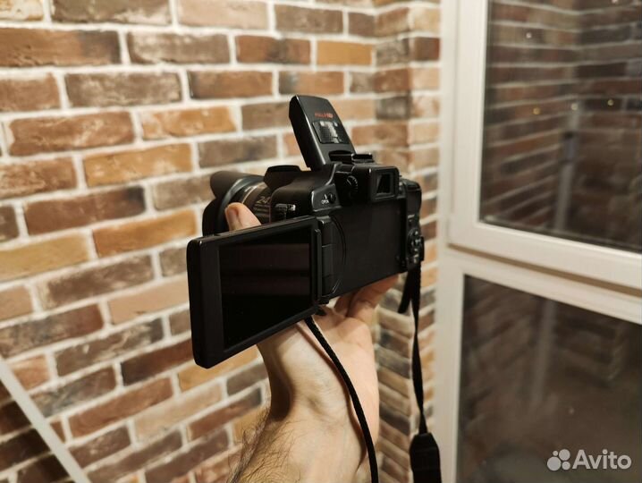 Ультразум Panasonic Lumix DMC-FZ100