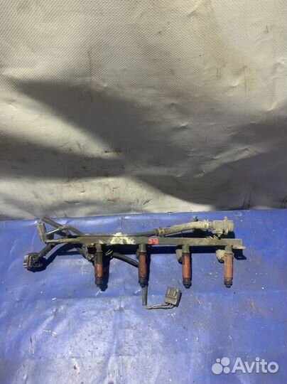 Топливная рампа mazda demio b5