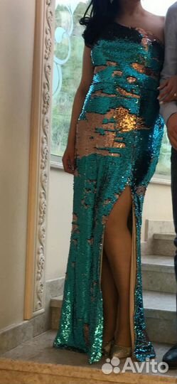Вечернее платье