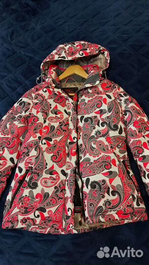 Спортивная куртка женская