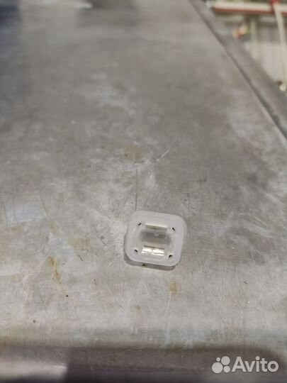 Е39 клипсы крепления декоративных планок