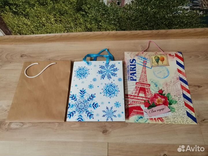 Пакеты подарочные много