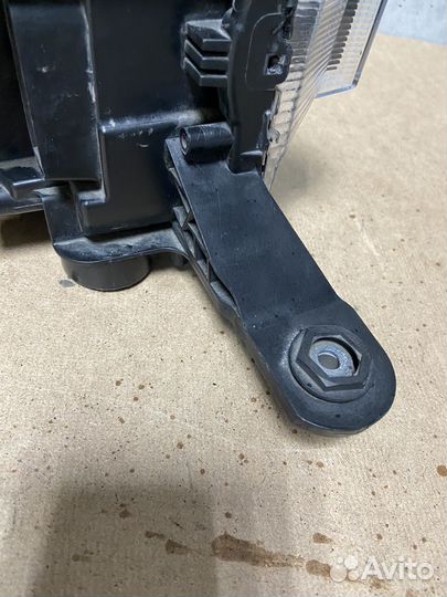 Skoda rapid фара левая ксенон с дхо 2019г. блок