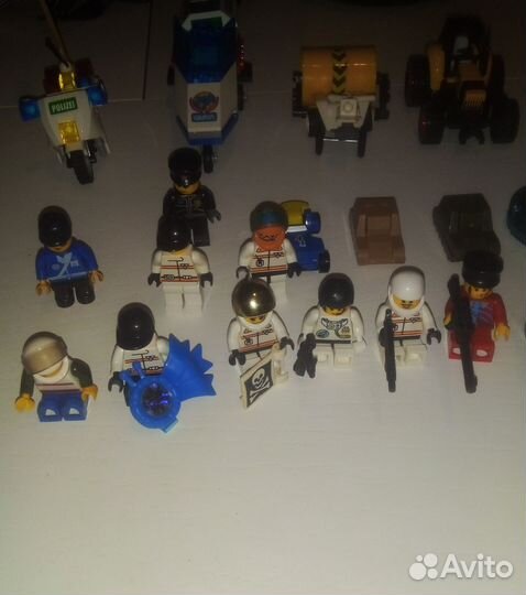 Lego конструктор-человечки, машинки,мотоциклы