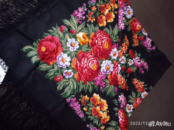 Павловопосадский платок День Победы