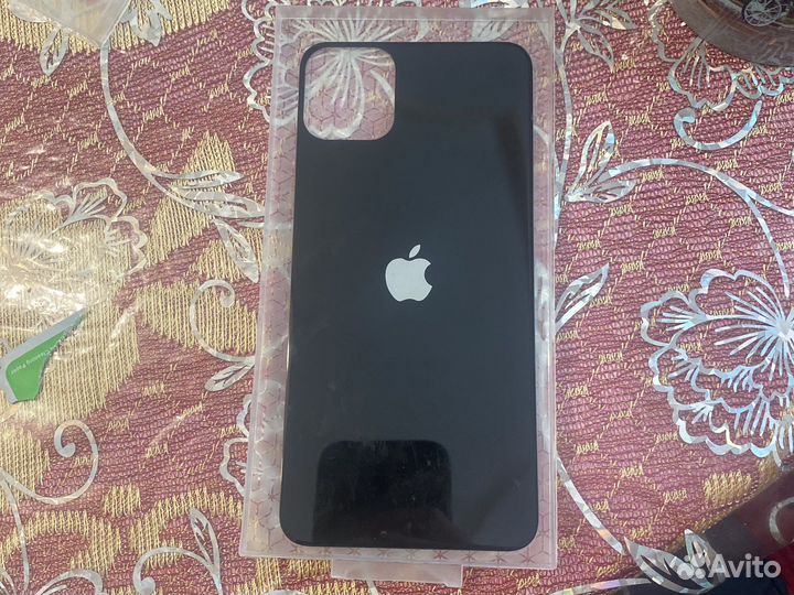 Заднее защитное стекло на Айфон 11 про мах