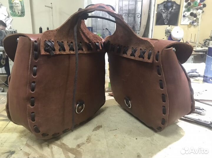 Кофры плетёные