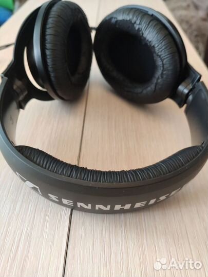 Наушники Sennheiser HD 201