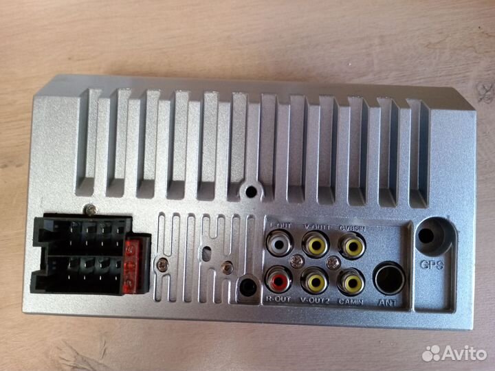 Продам автомагнитолу