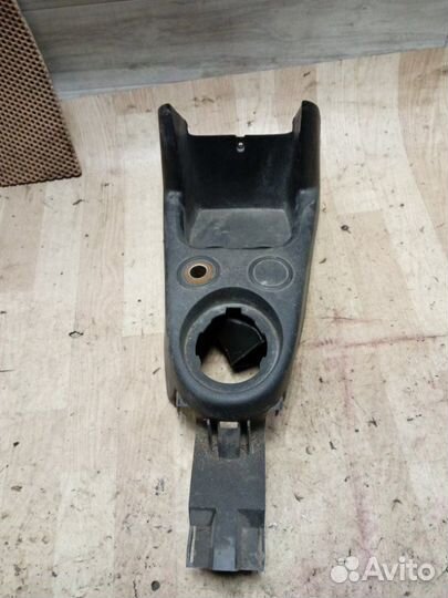 Консоль между сидений Citroen Berlingo M59 фургон