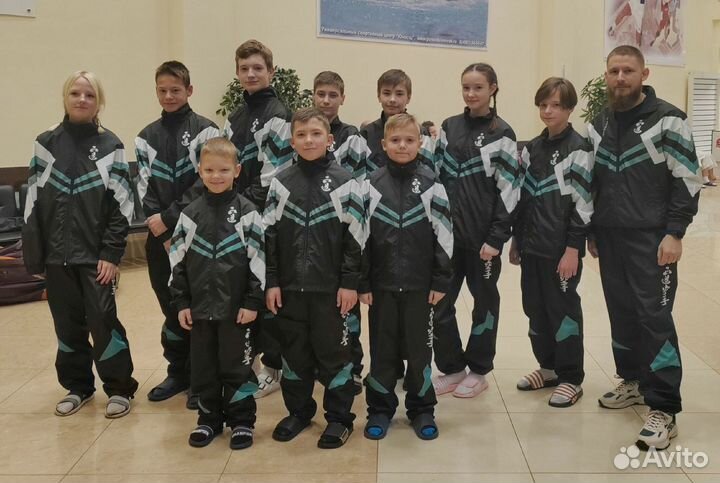 Ветрозащитный костюм на команду на заказ