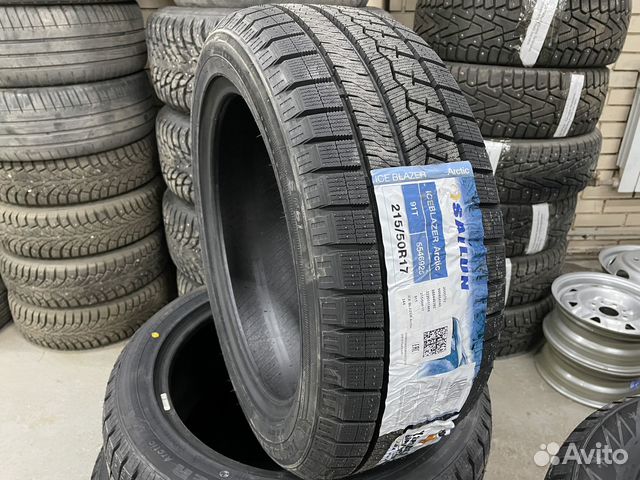 Sailun Ice Blazer Arctic 215/50 R17 91T