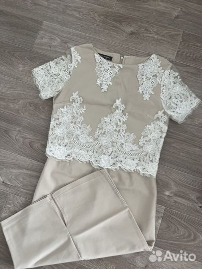 Костюм женский