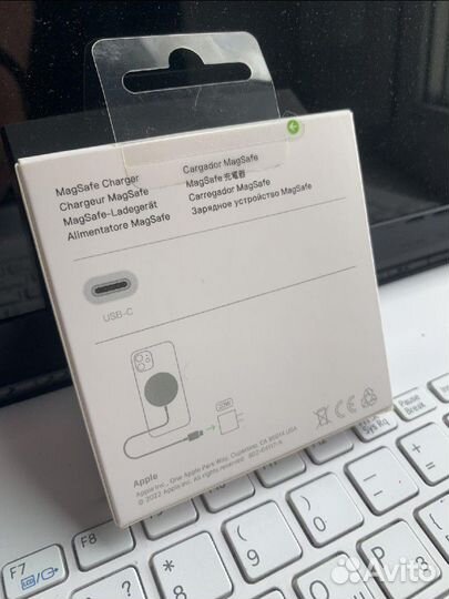 Беспроводная зарядка Magsafe