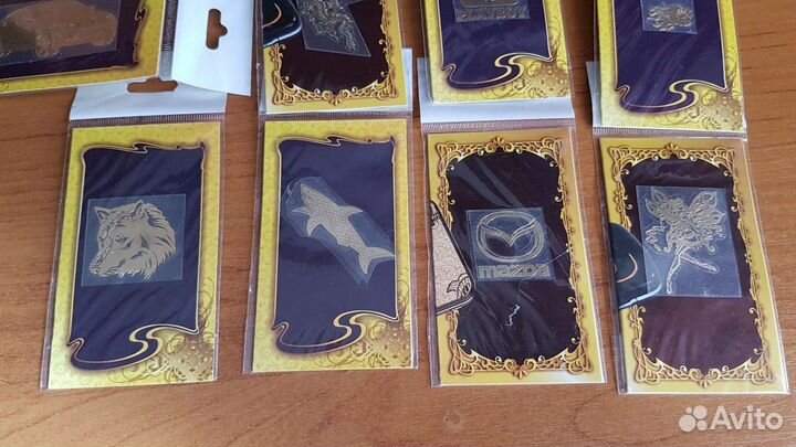 Золотые наклейки на смартфон, ноутбук и пр. вещи