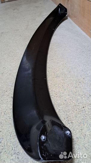 Спойлер крышки багажника Додж караван 4 2001-2007