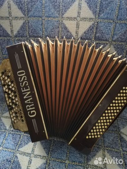 Итальянский баян granesso